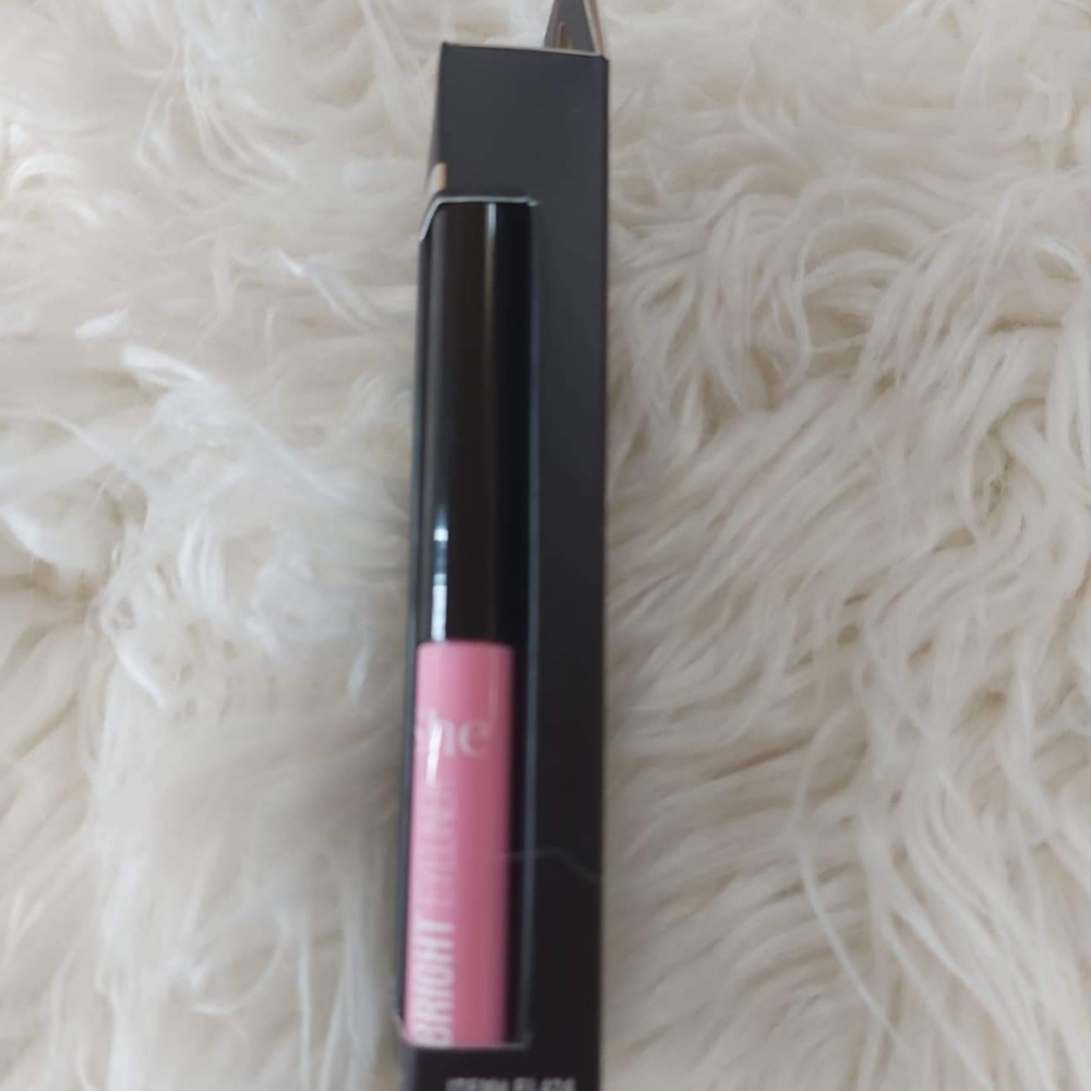 S.he Bright Eyeliner Pink Waterproof.